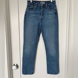 Levi's Women's Wedgie Straight Leg Jeans